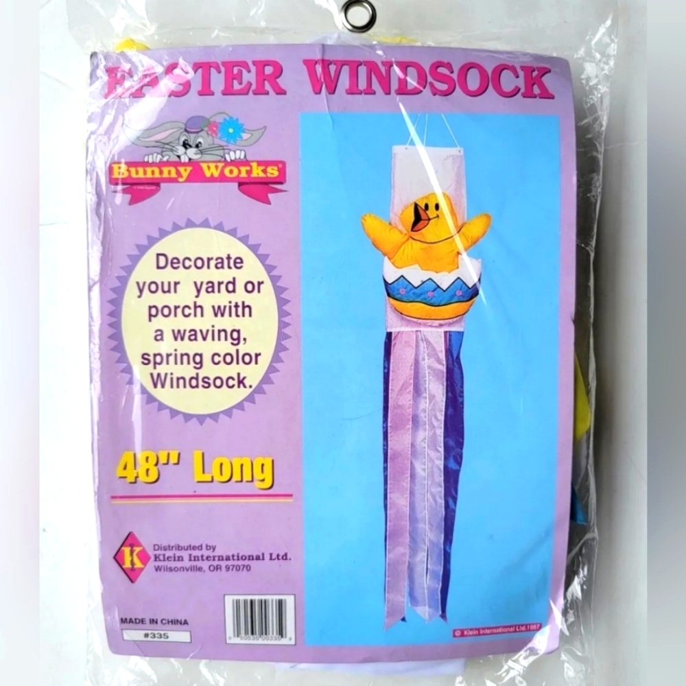 RARE Vtg Easter Garden Wind Sock by BUNNY WORKS Easter Chick Egg Tassels peep